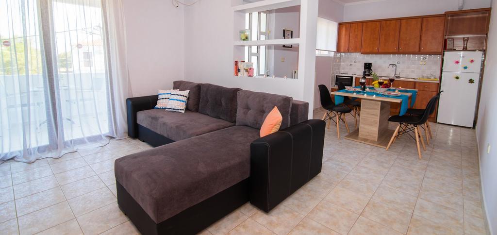 Ostria Apartments Καλαμάκι Εξωτερικό φωτογραφία